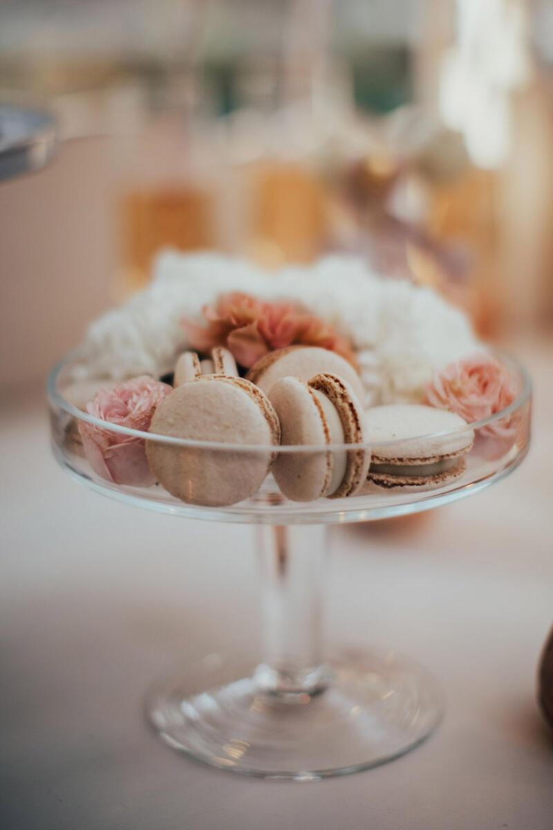 designer-macaron-wedding-celebration-flowers-gold-blush-pink
